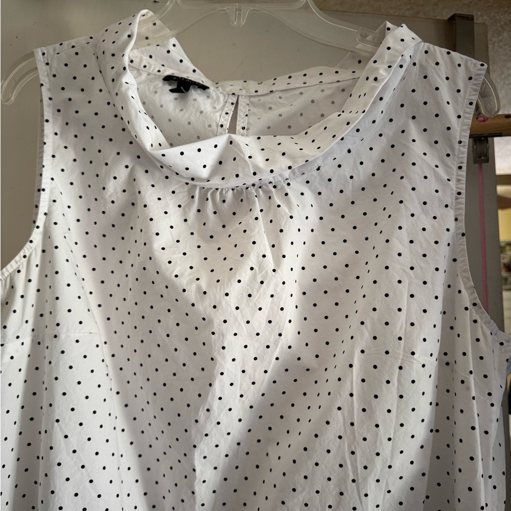 Talbots White Polka Dot Sleeveless Blouse